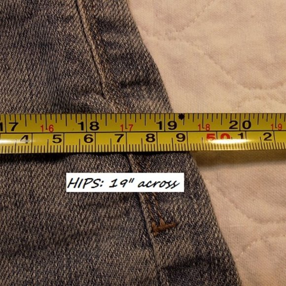 LEVIs + HOLLISTER Women's Jeans Shorts Sizes: 5 - Picture 5 of 16